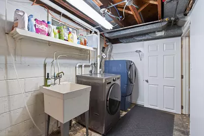 2704 Zenith Avenue N, Robbinsdale, MN 55422 - Photo 39