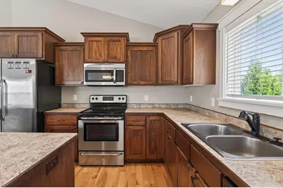 20491 Goodvine Trail N, Forest Lake, MN 55025 - Photo 9