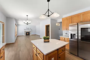 10935 Eagle View Pl, Woodbury, MN 55129 - Photo 9