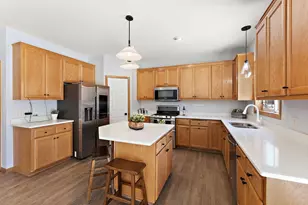 10935 Eagle View Pl, Woodbury, MN 55129 - Photo 13