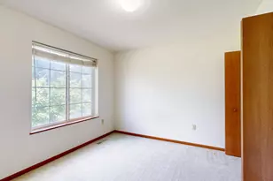 1229 Clarence St, Saint Paul, MN 55106 - Photo 11