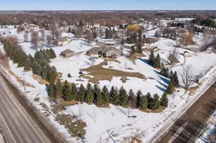 9015 Schutte Ct, Corcoran, MN 55340 - Photo 7