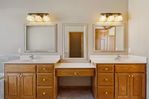 9015 Schutte Ct, Corcoran, MN 55340 - Photo 39