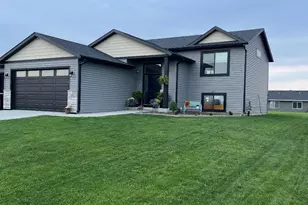 888 7th Ave, Wanamingo, MN 55983 - Photo 29