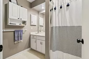 44 Walden St, Burnsville, MN 55337 - Photo 15