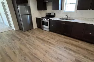 878 Washington St, Prescott, WI 54021 - Photo 3