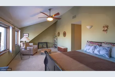 619 Woodhaven Drive NE, Rochester, MN 55906 - Photo 15