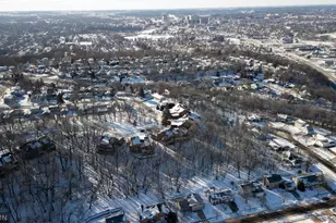 619 Woodhaven Dr NE, Rochester, MN 55906 - Photo 35