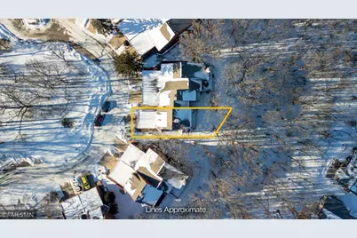 619 Woodhaven Drive NE, Rochester, MN 55906 - Photo 33