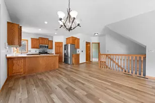 22608 Zion Pkwy NW, Oak Grove, MN 55005 - Photo 9