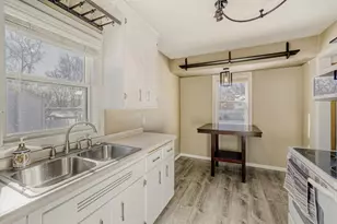 3314 Wyoming Ave S, Saint Louis Park, MN 55426 - Photo 7