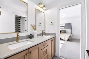 9591 Eagle Ridge Rd, Chanhassen, MN 55317 - Photo 37