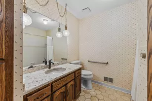 1267 Nursery Hill Ln, Arden Hills, MN 55112 - Photo 19