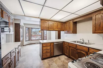 1267 Nursery Hill Lane, Arden Hills, MN 55112 - Photo 15