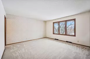 1267 Nursery Hill Ln, Arden Hills, MN 55112 - Photo 11