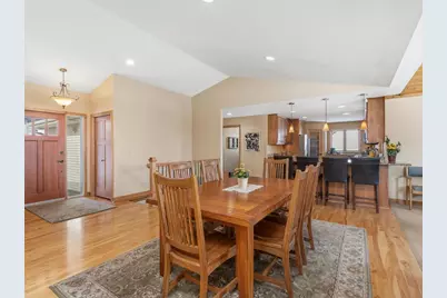 1321 Lake Susan Hills Drive, Chanhassen, MN 55317 - Photo 13