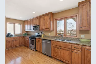 1321 Lake Susan Hills Drive, Chanhassen, MN 55317 - Photo 15