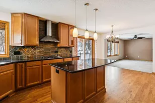 1454 Englert Rd, Eagan, MN 55122 - Photo 11