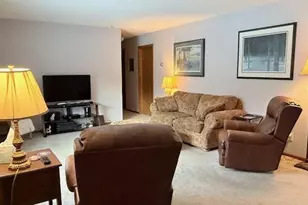 6826 Berkshire Ln N, Maple Grove, MN 55311 - Photo 9