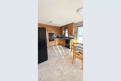 6826 Berkshire Lane N, Maple Grove, MN 55311 - Photo 7