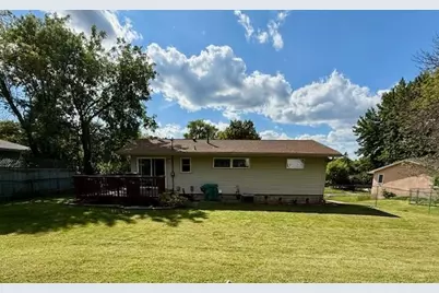 6826 Berkshire Lane N, Maple Grove, MN 55311 - Photo 3