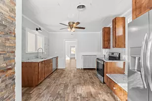 620 7th St SW, Rochester, MN 55902 - Photo 15