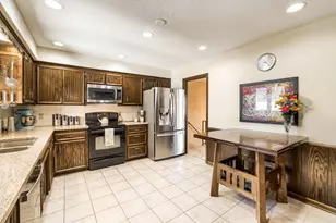 9517 Colorado Ave S, Bloomington, MN 55438 - Photo 9