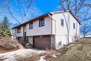 9517 Colorado Ave S, Bloomington, MN 55438 - Photo 3