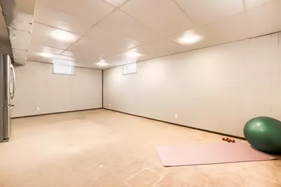 9517 Colorado Avenue S, Bloomington, MN 55438 - Photo 23