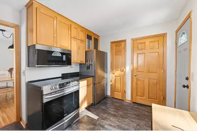 3017 Noble Avenue N, Golden Valley, MN 55422 - Photo 9