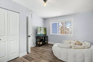 8046 Erie Spur, Chanhassen, MN 55317 - Photo 11