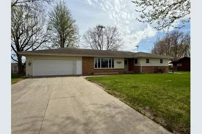 417 S Fairview Drive, Luverne, MN 56156 - Photo 1