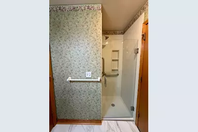 417 S Fairview Drive, Luverne, MN 56156 - Photo 17