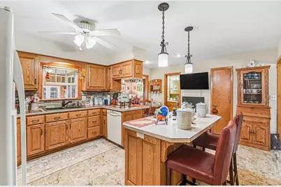 417 S Fairview Drive, Luverne, MN 56156 - Photo 7