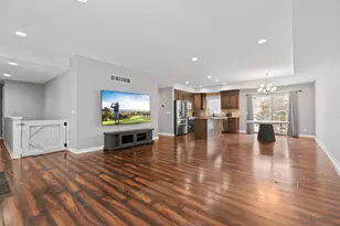 1909 Spruce Meadows Dr SE, Rochester, MN 55904 - Photo 5