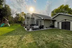 8581 Flamingo Dr, Chanhassen, MN 55317 - Photo 43