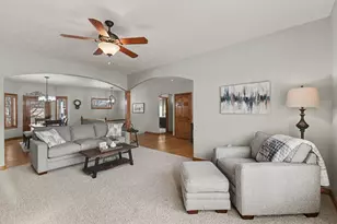 503 Britz Dr, Luverne, MN 56156 - Photo 5