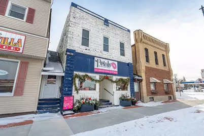 121 S Broadway, Pelican Rapids, MN 56572 - Photo 1