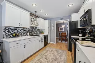 5101 Balmoral Ln, Bloomington, MN 55437 - Photo 9