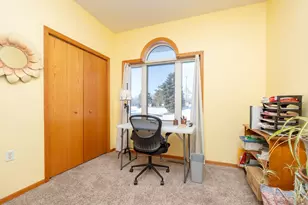 1242 Crystal Pl E, Chaska, MN 55318 - Photo 19