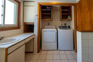 624 10th St SW, Willmar, MN 56201 - Photo 15