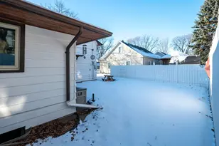 624 10th St SW, Willmar, MN 56201 - Photo 3