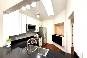 7605 Edinborough Way, Edina, MN 55435 - Photo 3