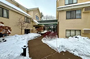 7605 Edinborough Way, Edina, MN 55435 - Photo 15