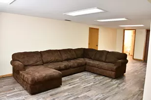 1102 Grand Ave, Worthington, MN 56187 - Photo 19