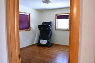 1102 Grand Ave, Worthington, MN 56187 - Photo 7