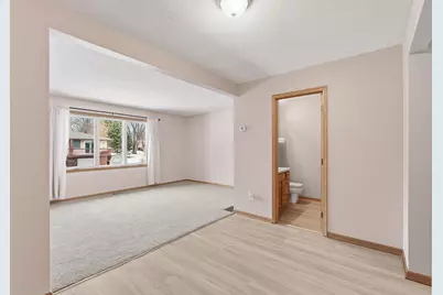 618 Oak Park Lane, Hopkins, MN 55343 - Photo 9