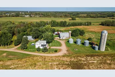 1642 S Hill Avenue, Ogilvie, MN 56358 - Photo 3