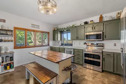 1642 S Hill Avenue, Ogilvie, MN 56358 - Photo 5