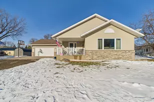 510 E 8th St, Starbuck, MN 56381 - Photo 19